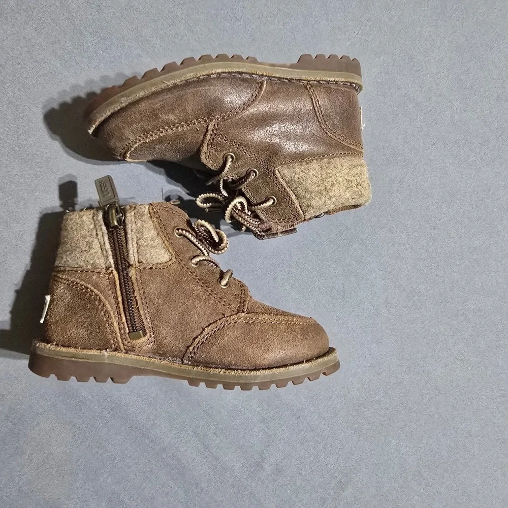 UGG Butte II Ankle Boots Kids Size 7 Brown Leather Suede Wool Trim 1008001T